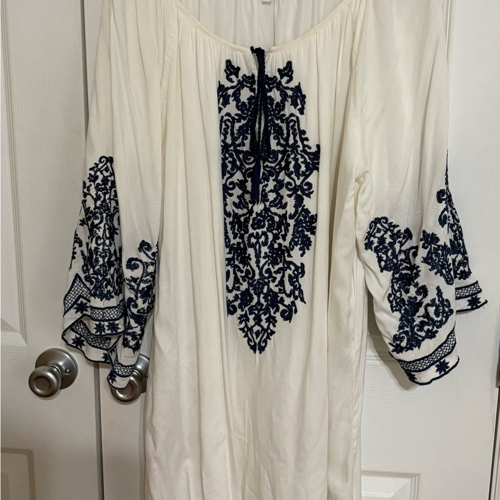 Embroidered White Long-Sleeve Maxi Dress with Navy Detail